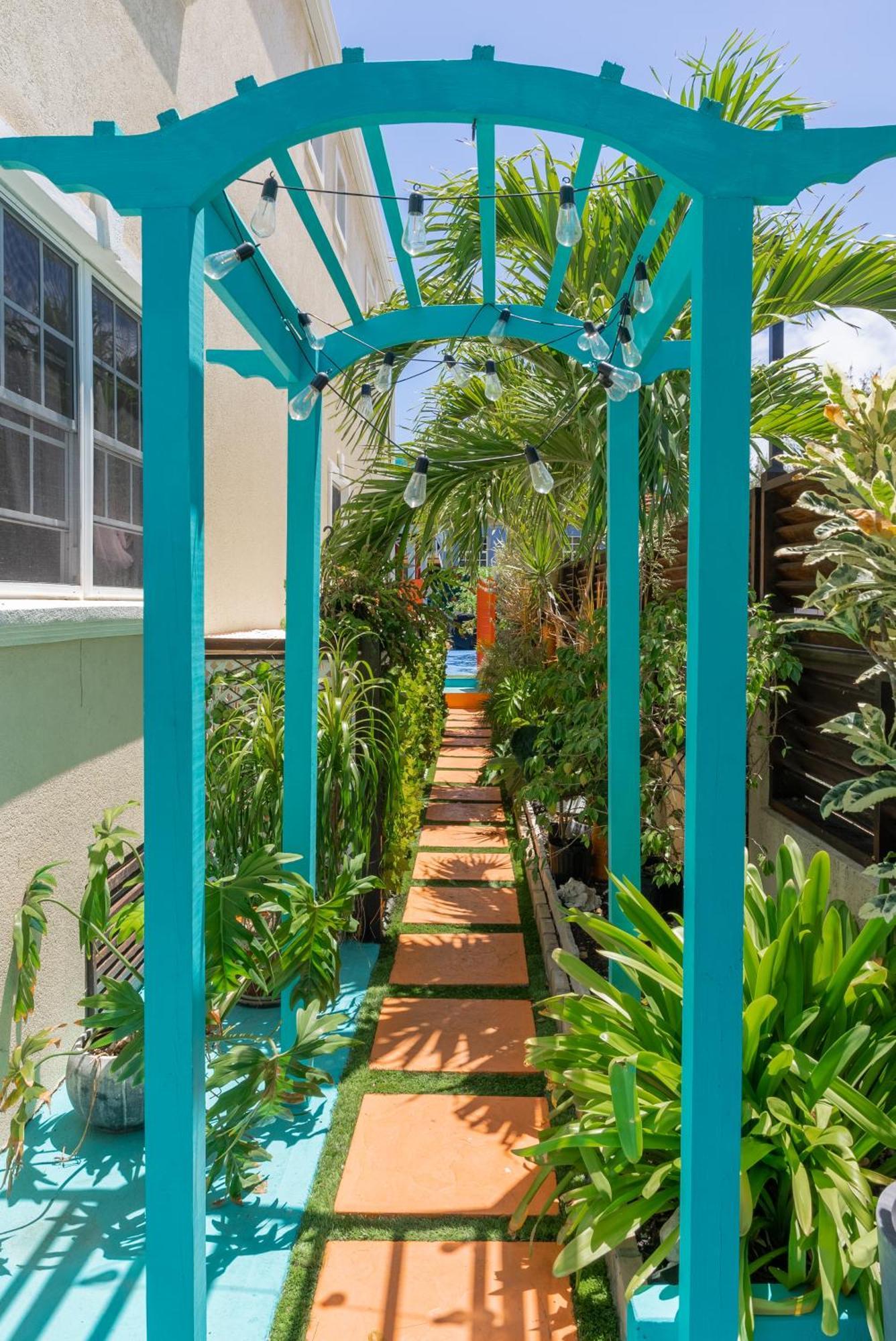 Hidden Gem Barbados Bed & Breakfast Christ Church Exterior photo